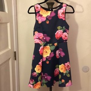 Beautiful Forever 21 Sateen Floral Dress